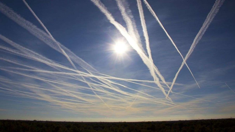 Chemtrails in the sky