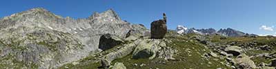 From the Grimselpass to the Rhone Gletscher