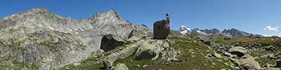 From the Grimselpass to the Rhone Gletscher